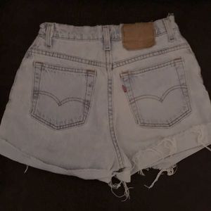 “NWOT Vintage Levi’s Jean shorts